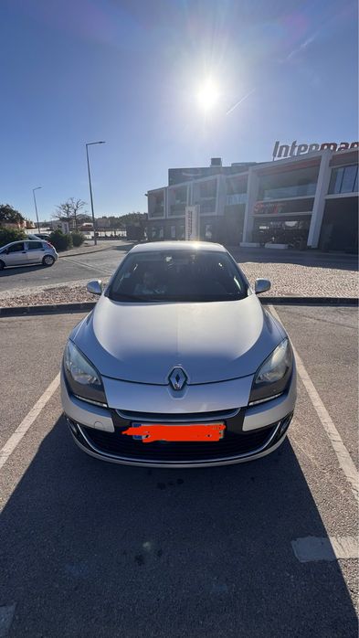 *Renault Mégane 1.5 dCi – 2012 | 175.000 km | Gasóleo | 5 lugares*