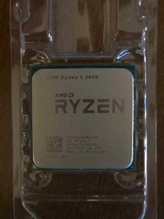 Procesor AMD Ryzen 5 2600 CPU 6-rdzeniowy 3,9 GHz AM4 + Wraith Stealth Cooler