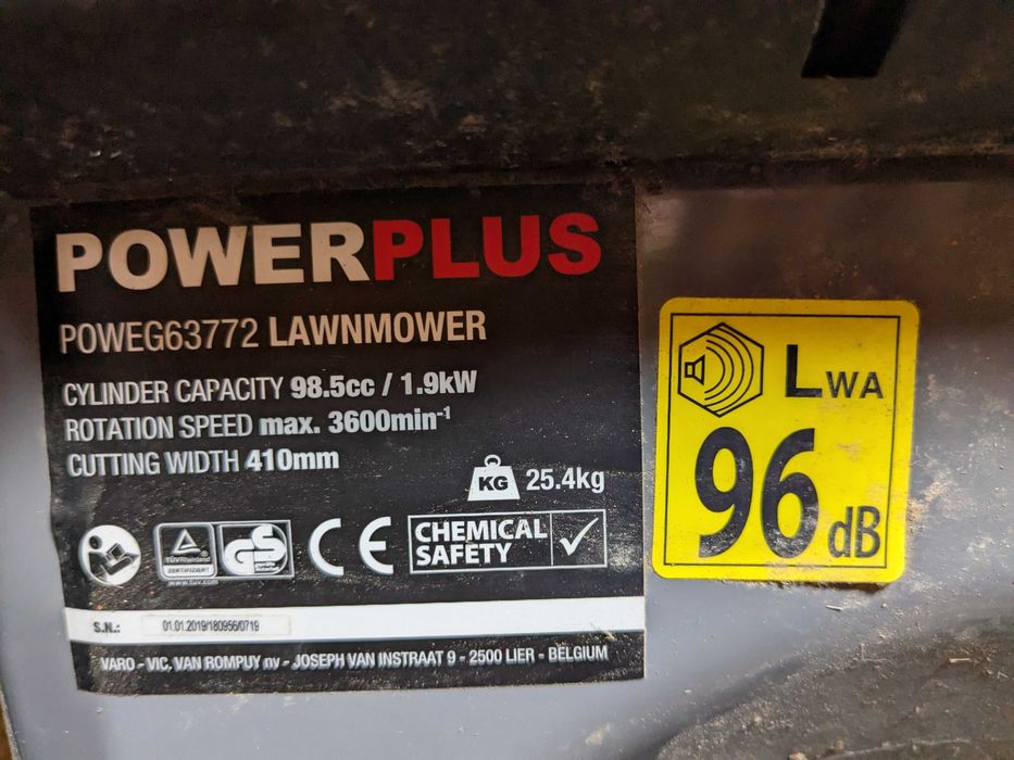 Lawn mower PowerPlus Poweg63772