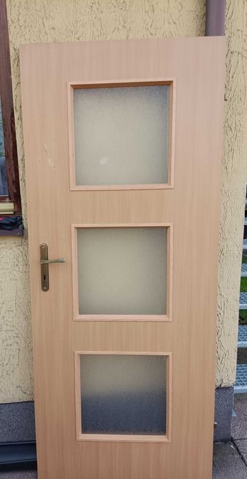 Drzwi wewnętrzne lewe i prawe, łazienkowe gratis