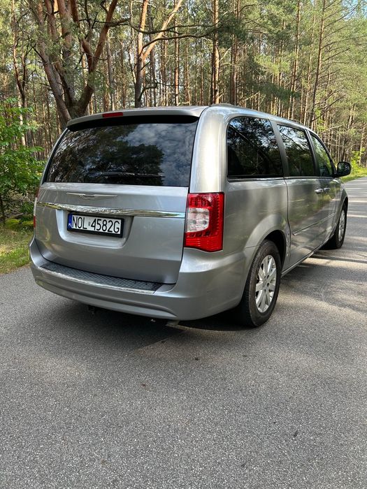Chrysler Town & Country 3.6 V6  7 osób