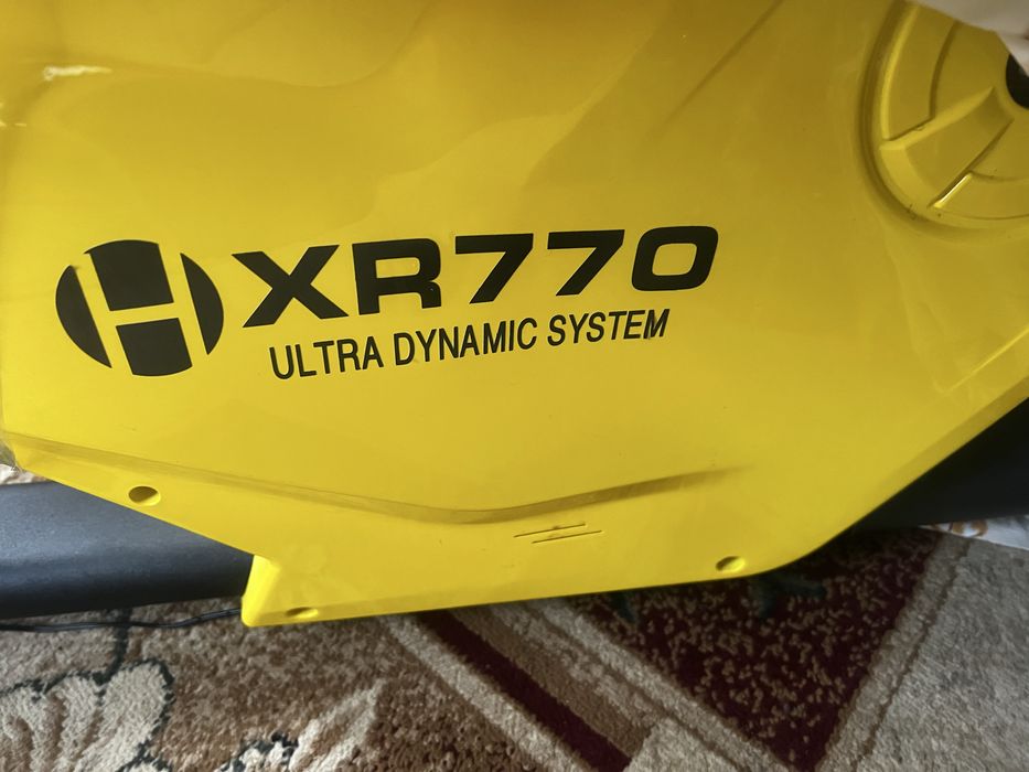 Hertz XR-770 Велотренажерх , сайкл