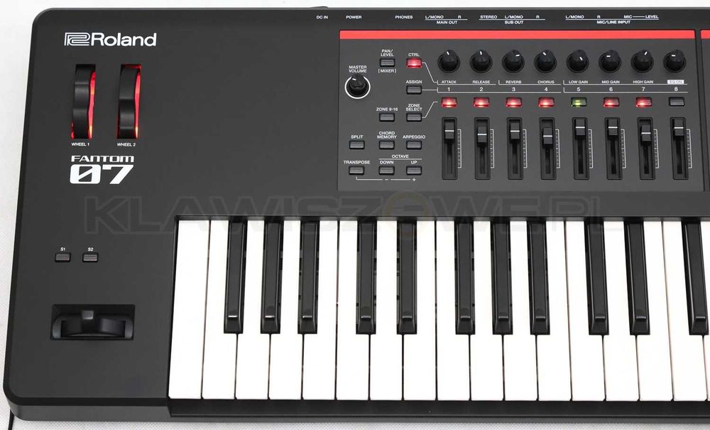 ROLAND FANTOM-07 | Lekki kompaktowy syntezator o Flagowym brzmieniu !