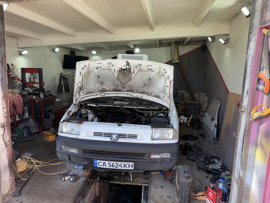 Оренда гаража вул. Шмідта 6а/12