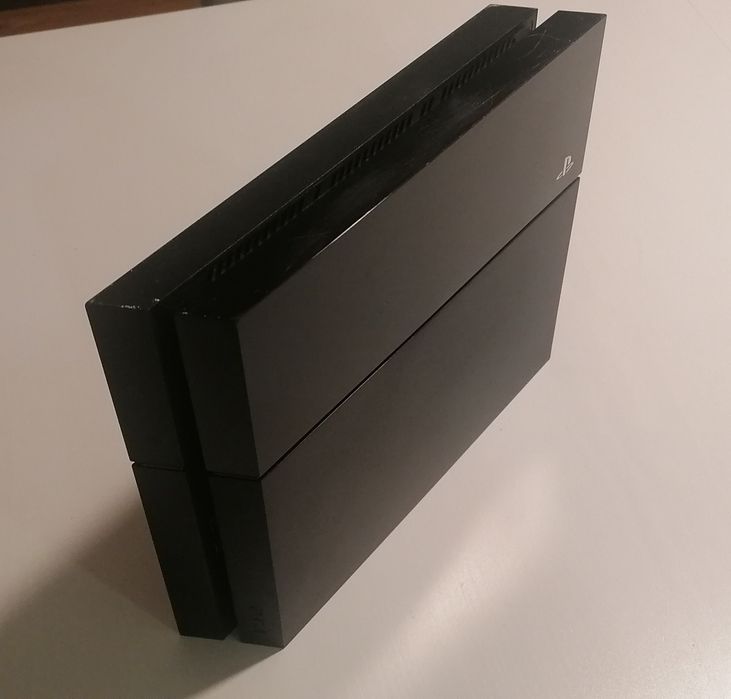 Playstation 4 - PS4 (Desbloqueada)