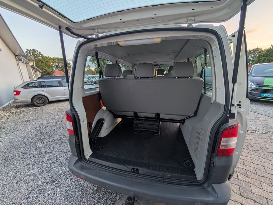 Volkswagen T5...