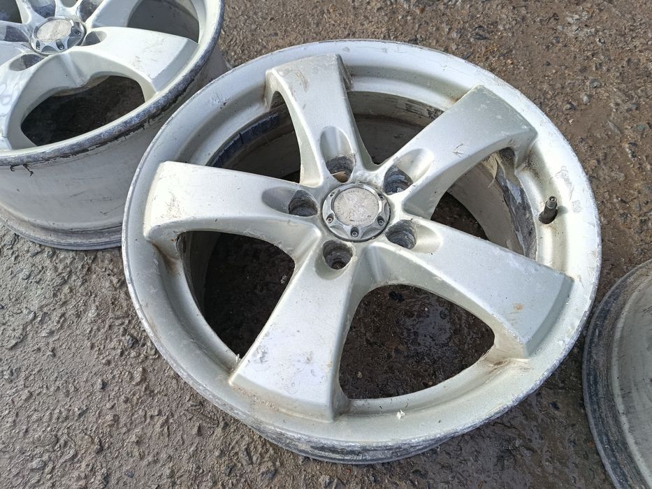 Продам диски в гарному стані