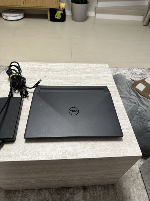 Ноутбук Dell 15.6. i5-10200H. 8/512gb. RTX 3050 4gb.