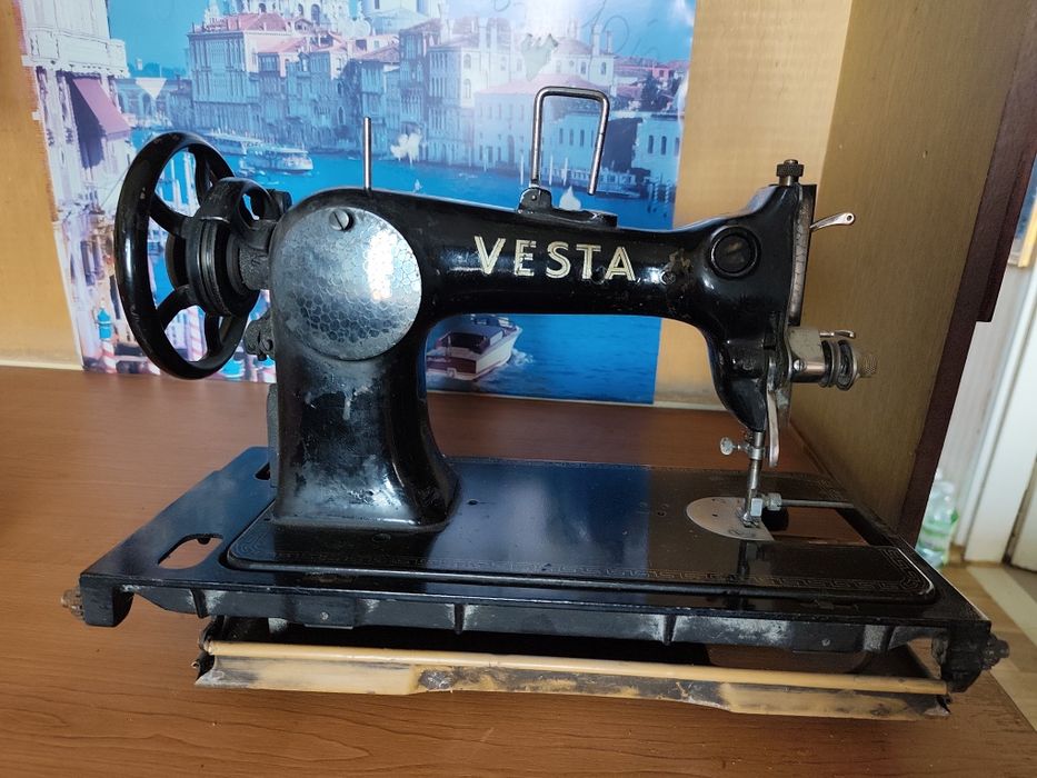 Maszyna do szycia Vesta
