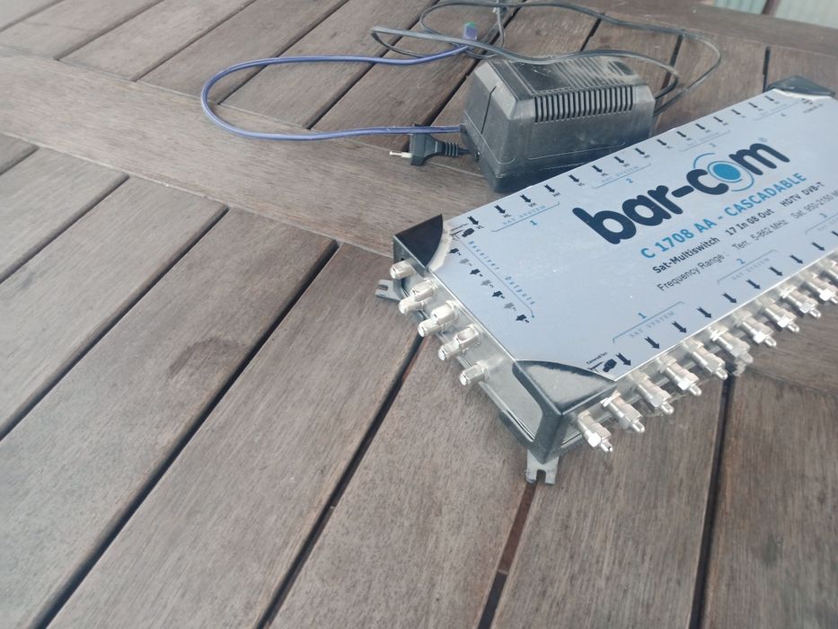 Мульти свич Bar-Com C 1708 AA