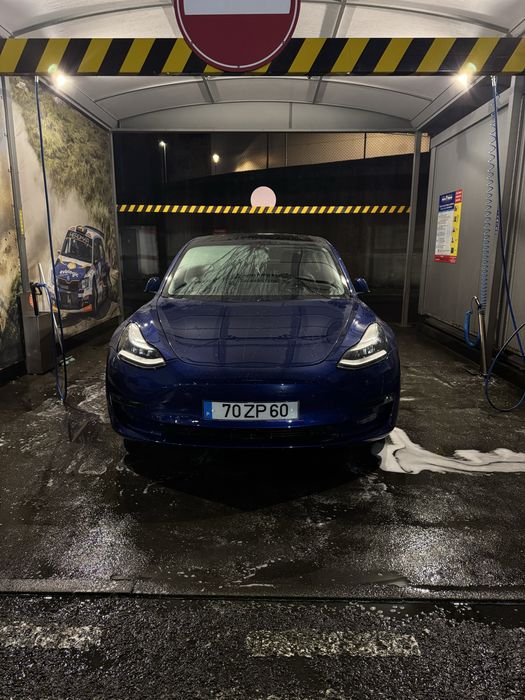 Tesla Model 3 Performance523505942900910086