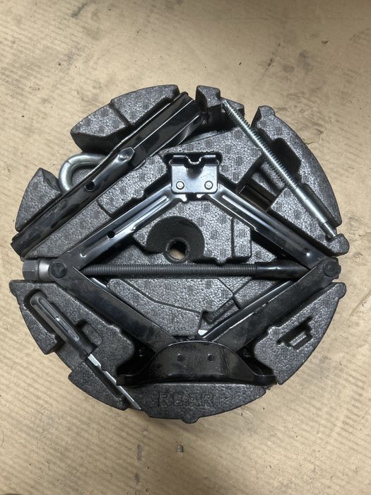 Wkład koła zapasowego OPEL INSIGNIA A