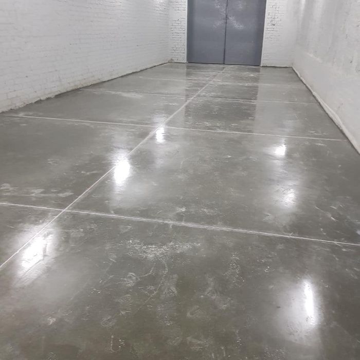 Бетонные полы. Промышленные полы. Полы для СТО. Полы для склада.