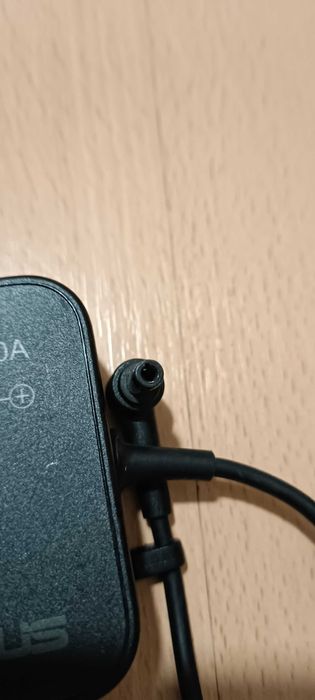 Carregador original Asus 19v 6.32a 120w (Compatível com Toshiba)