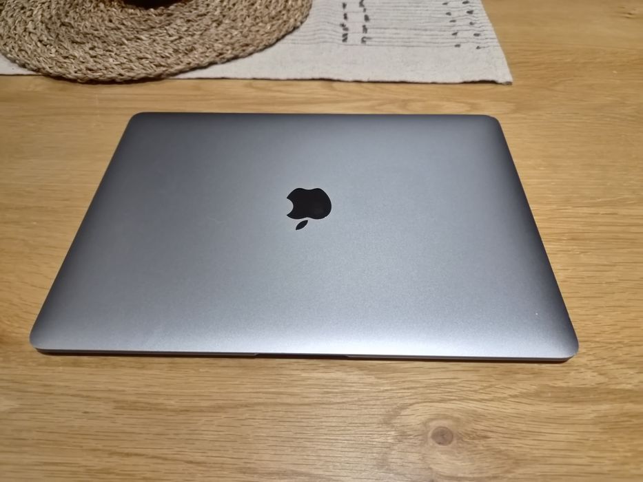 MacBook Air (2019) | 16GB Ram
