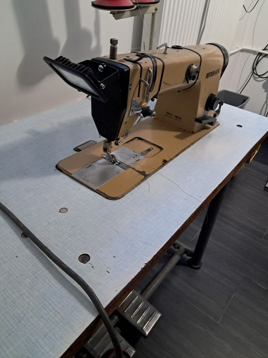 Maszyna do szycia MINERVA