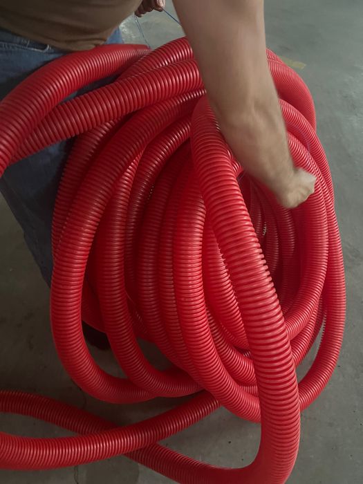 Tubo Corrugado Vermelho c/ Guia Rolo 49m Dupla Parede Série L - L250kN - Cablagem Eletricidade Ø 63 mm – Vermelho