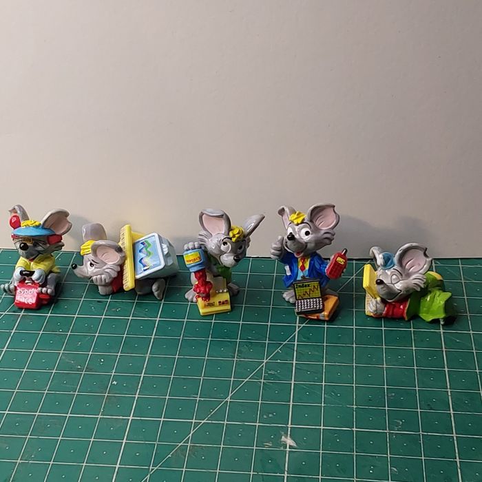 Kinder Mega Mouse incompleta