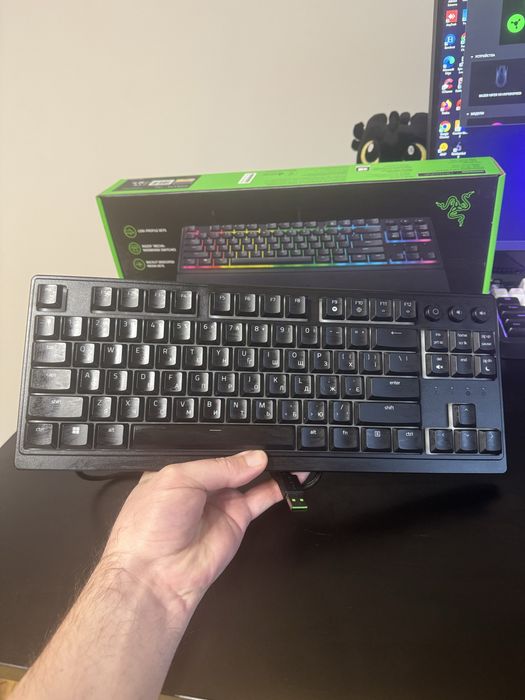Ігрова клавіатура Razer Ornata V3 TKL