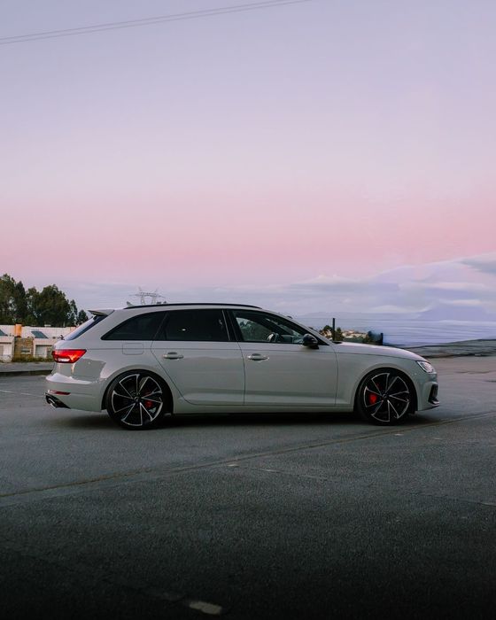Audi A4 Avant 2.0 TDI Multitronic Business Line S-line
