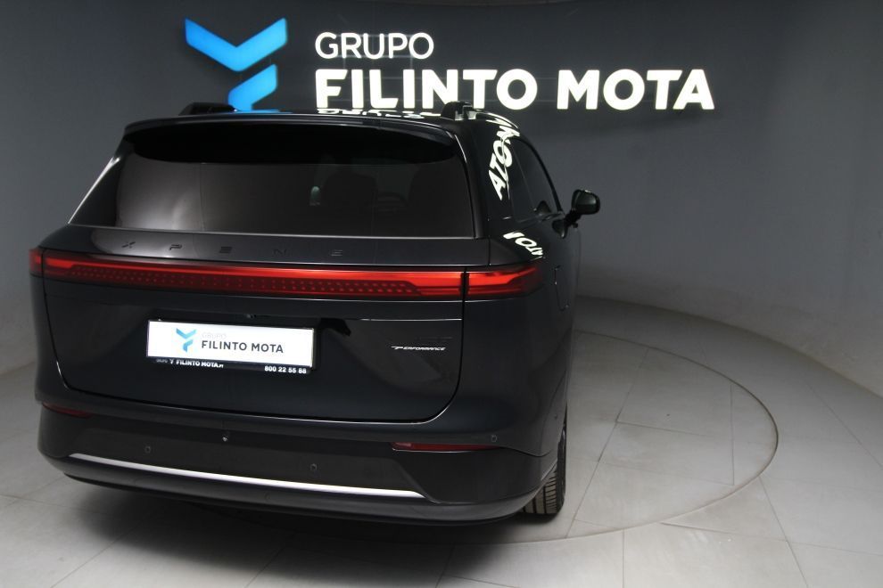 Xpeng G9 93.1 kWh AWD Performance foto 3