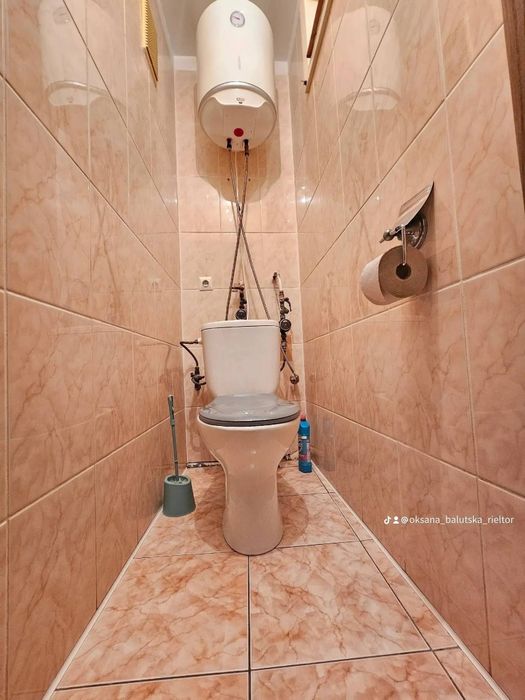 Продам 2-кім квартиру, район 8-9 школи, будинок ОСББ