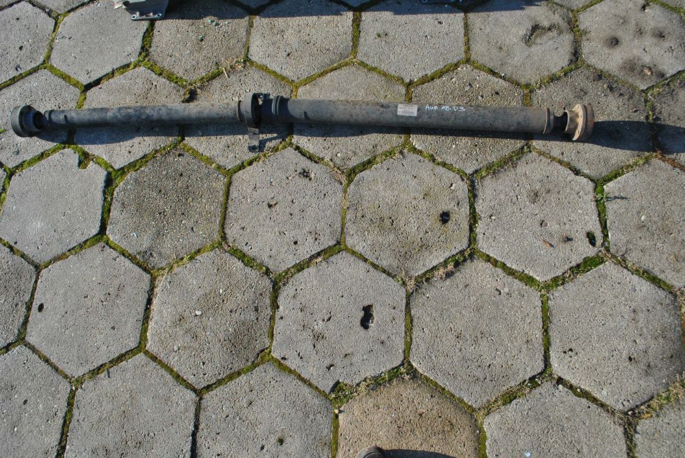 Wał napędowy Audi A8 d3 4.0tdi