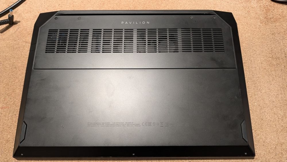 Portátil Gaming HP Pavilion 15 (15-ec2000) - 32GB RAM / Ryzen 5 / GTX 1650 / 144Hz