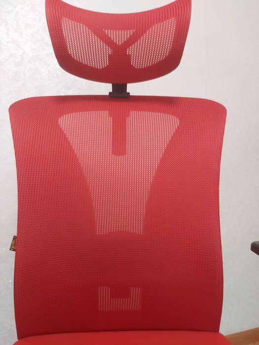 Крісло офісне Barsky Mesh BM-01 black/red