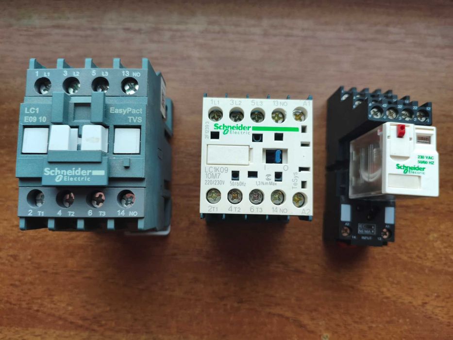 Контактори та реле Schneider Electric