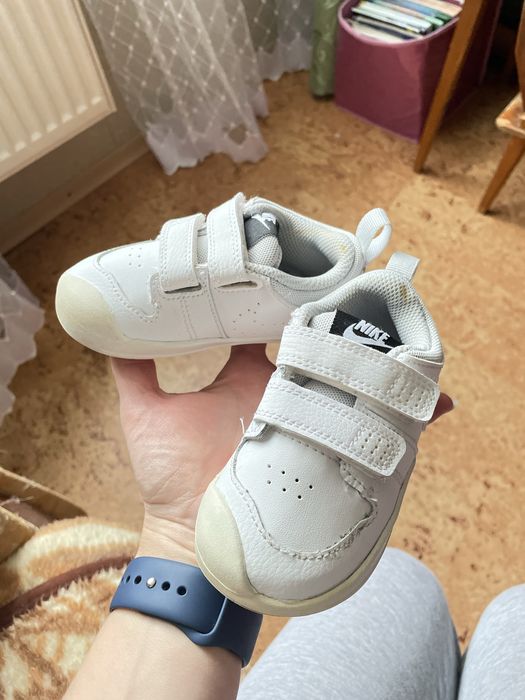 Кросівки (кеди) Nike білі, 22р