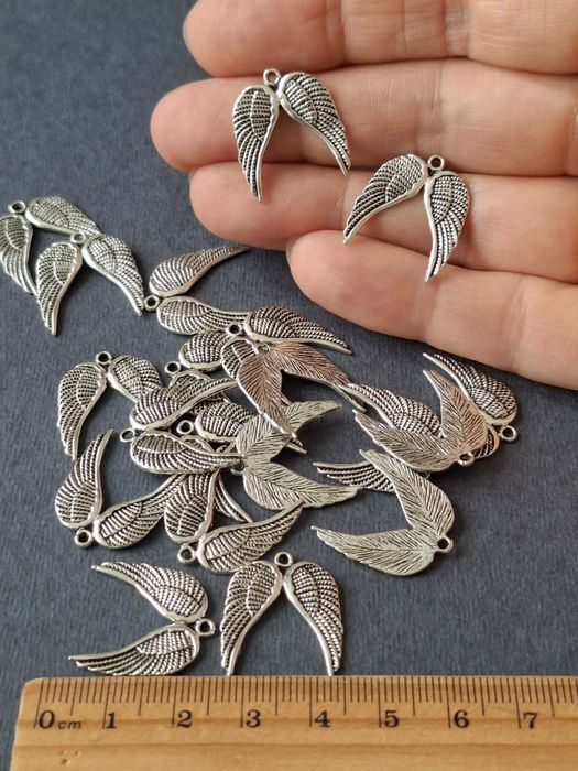 Zawieszki metalowe charms skrzydełka jubilerskie