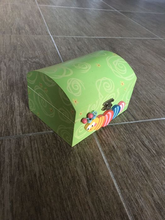 Children's Frame and Trunk Set64552999404801123