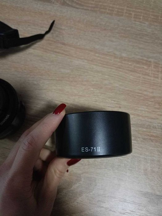 Продаю свій Canon 80D - стан нового + рюкзак в подарунок.