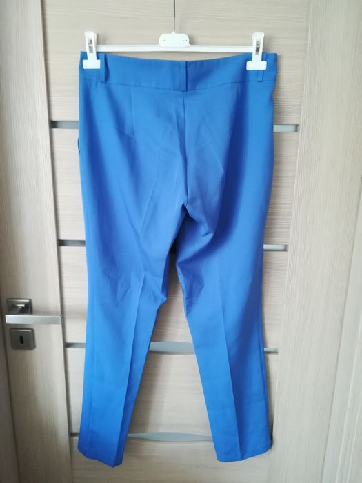 Spodnie damskie nowe
