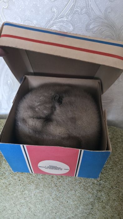 Шапка норкова нова , по обєму 57 см