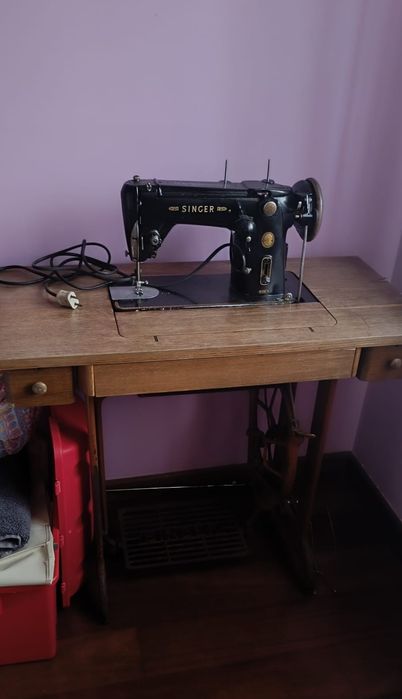 Máquina de costura Singer
