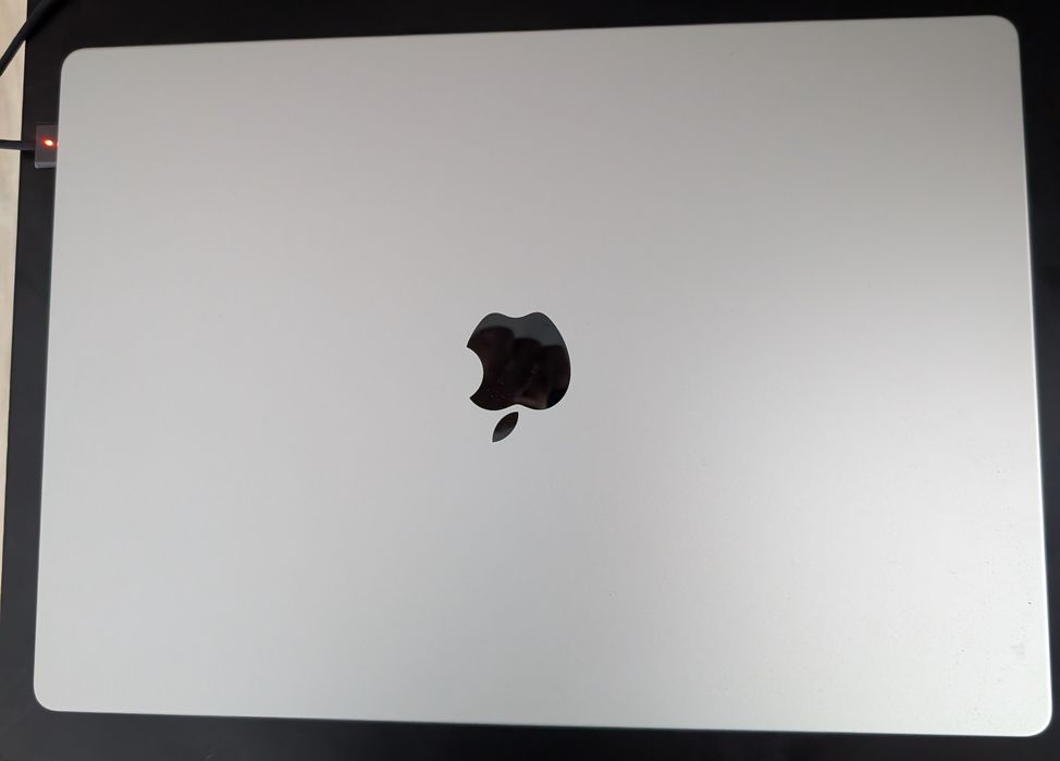 Apple MacBook Pro 16” M1 Pro (2021