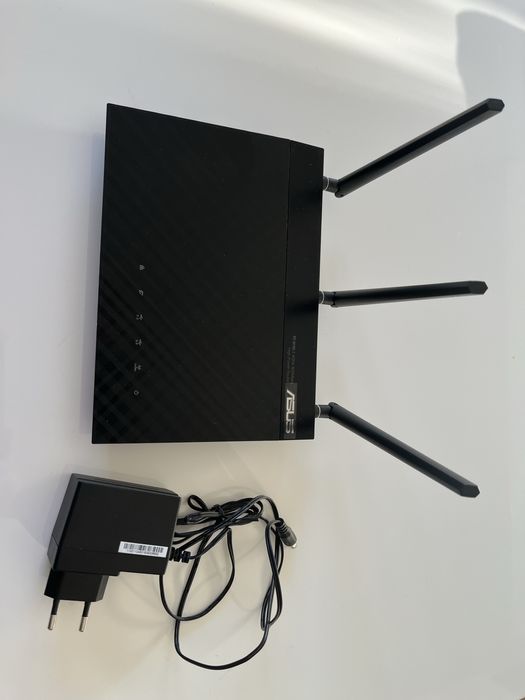 Router ASUS RT-N18U