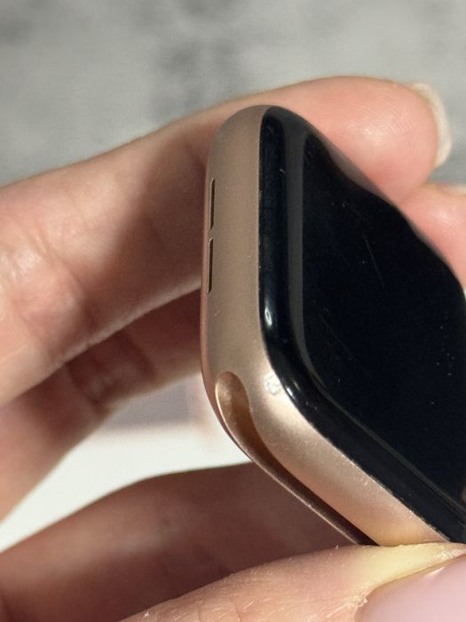 Apple Watch Series 4 44mm Rose Gold