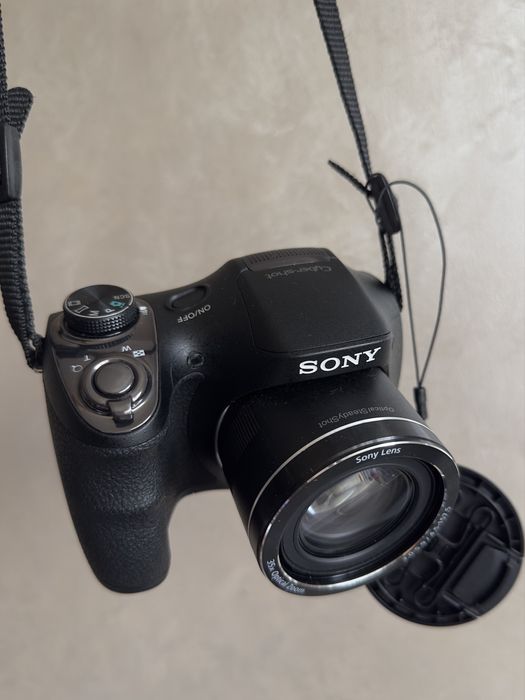 Продаю майже новеньку камеру SONY PowerShot DSC-H300