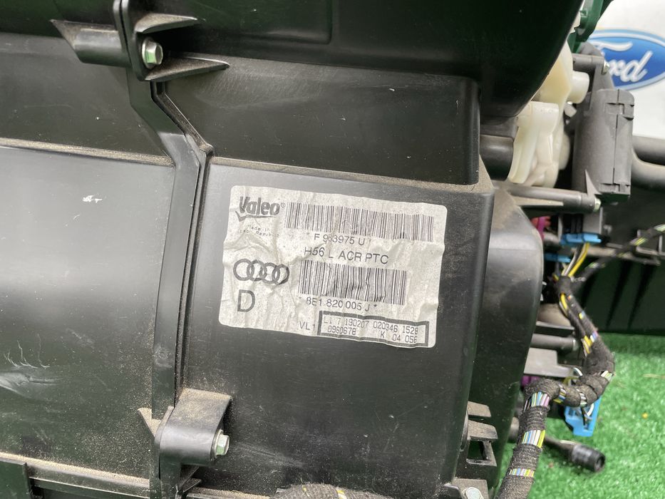 Корпус печки вентилятор заслонка А4 Б7