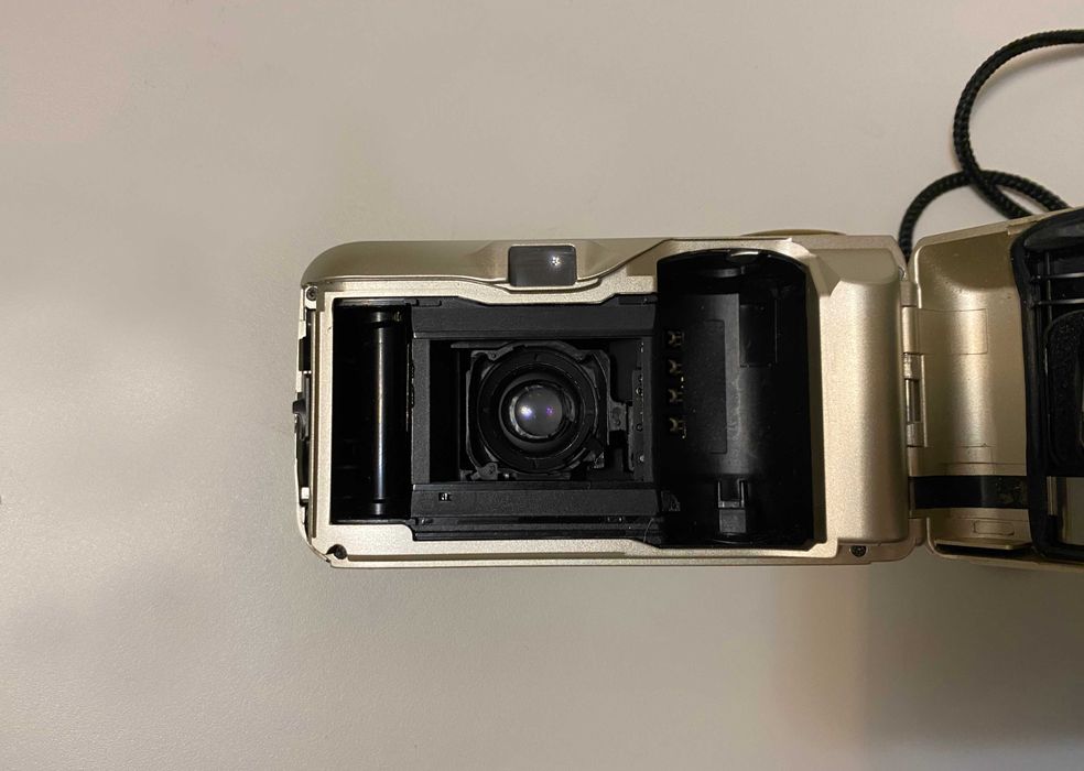 Лот Фотоаппаратов Olympus Mju I, Olympus Mju II, Fuji DL-180 Tele