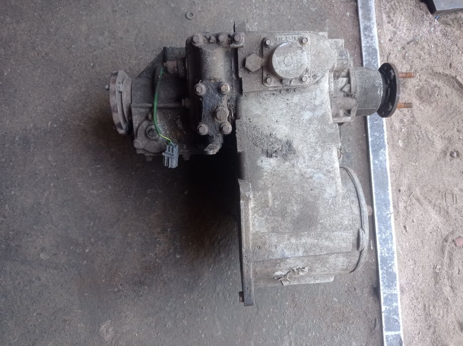 Роздатка понижена Land rover discovery 1 ,2 defender, range rover p38