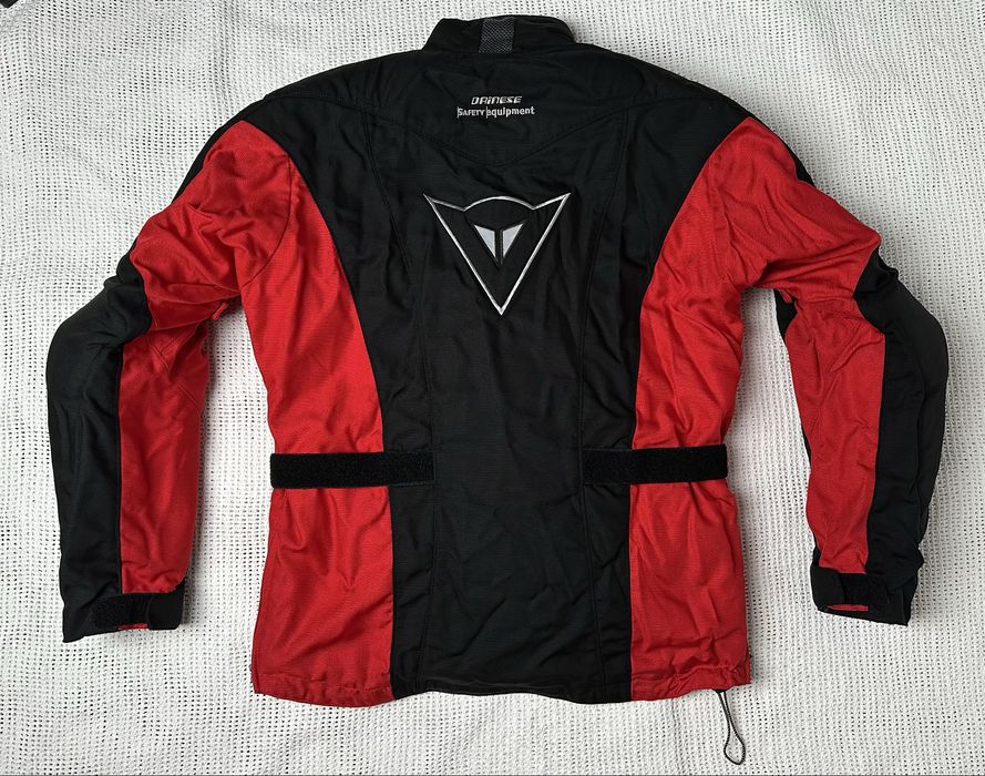 Мотокуртка-черепаха Dainese розмір 50 (M/L) стан нової,