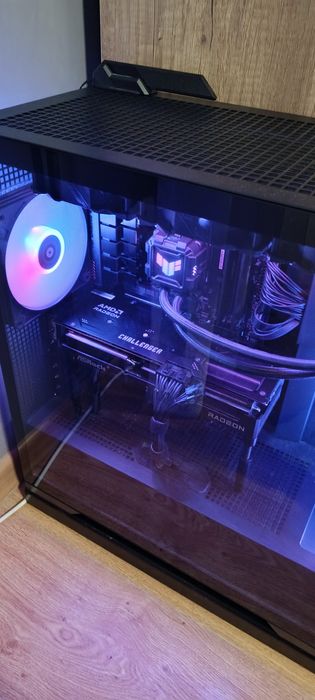 Karta graficzna AMD RX 9070 ASRock Challenger 16GB