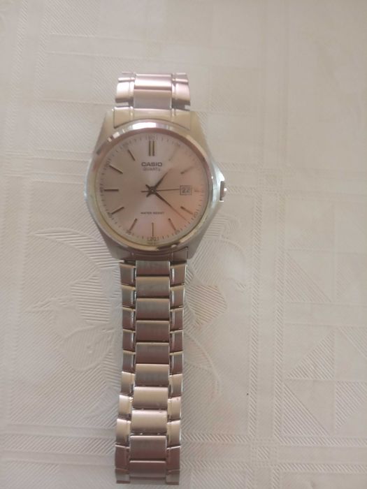 Sprzedam zegarek męski casio