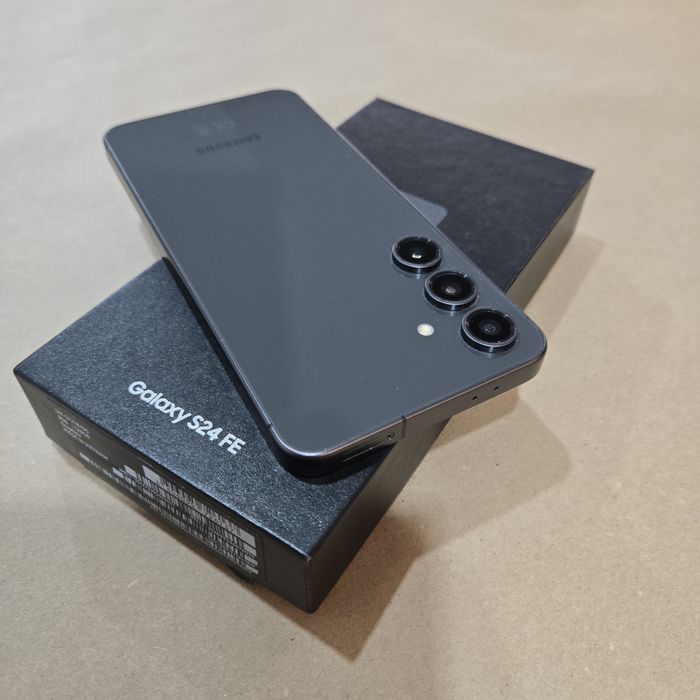 Samsung Galaxy S24 FE 5G * 8GB/128GB * Kolor Graphite *