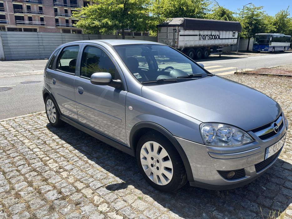 Opel Corsa Twinport 1.2 85cv
