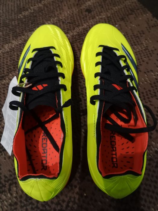 Chuteiras Adidas Predator league 2G/3G N°46